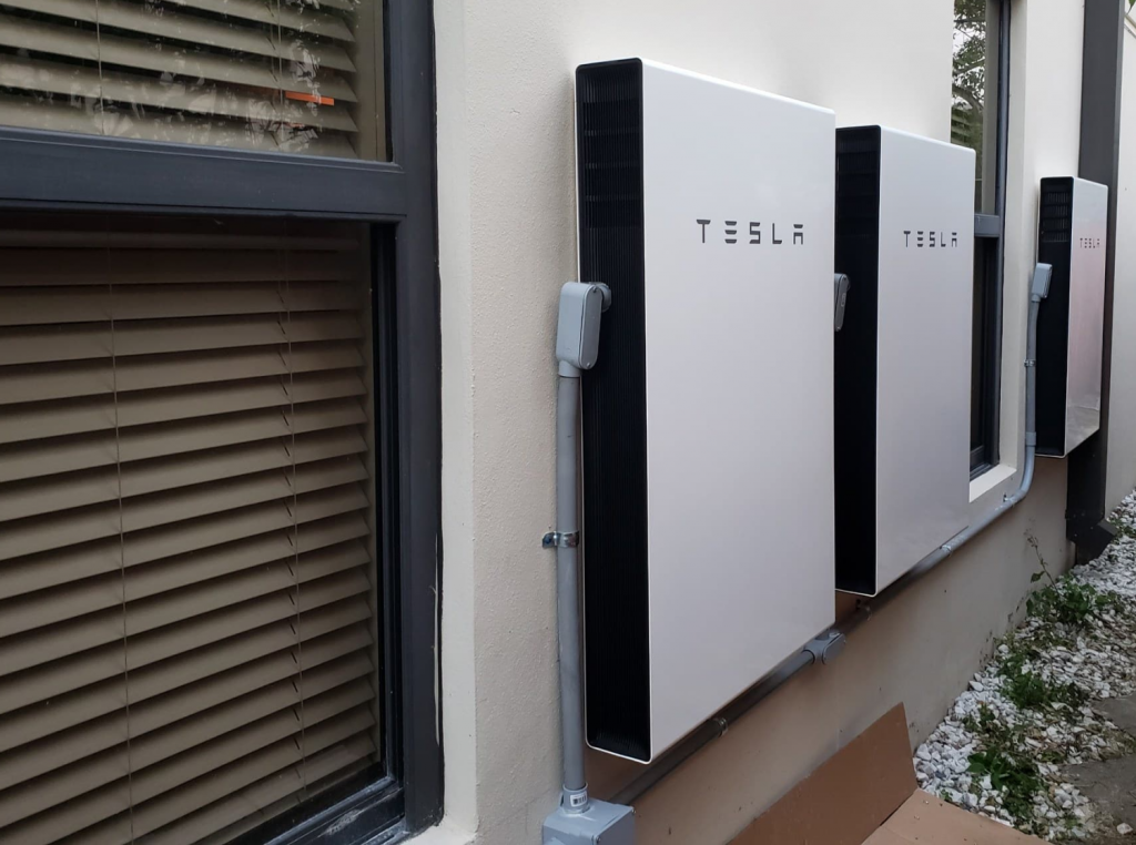Tesla Powerwalls installed at Daren Goldin's House
