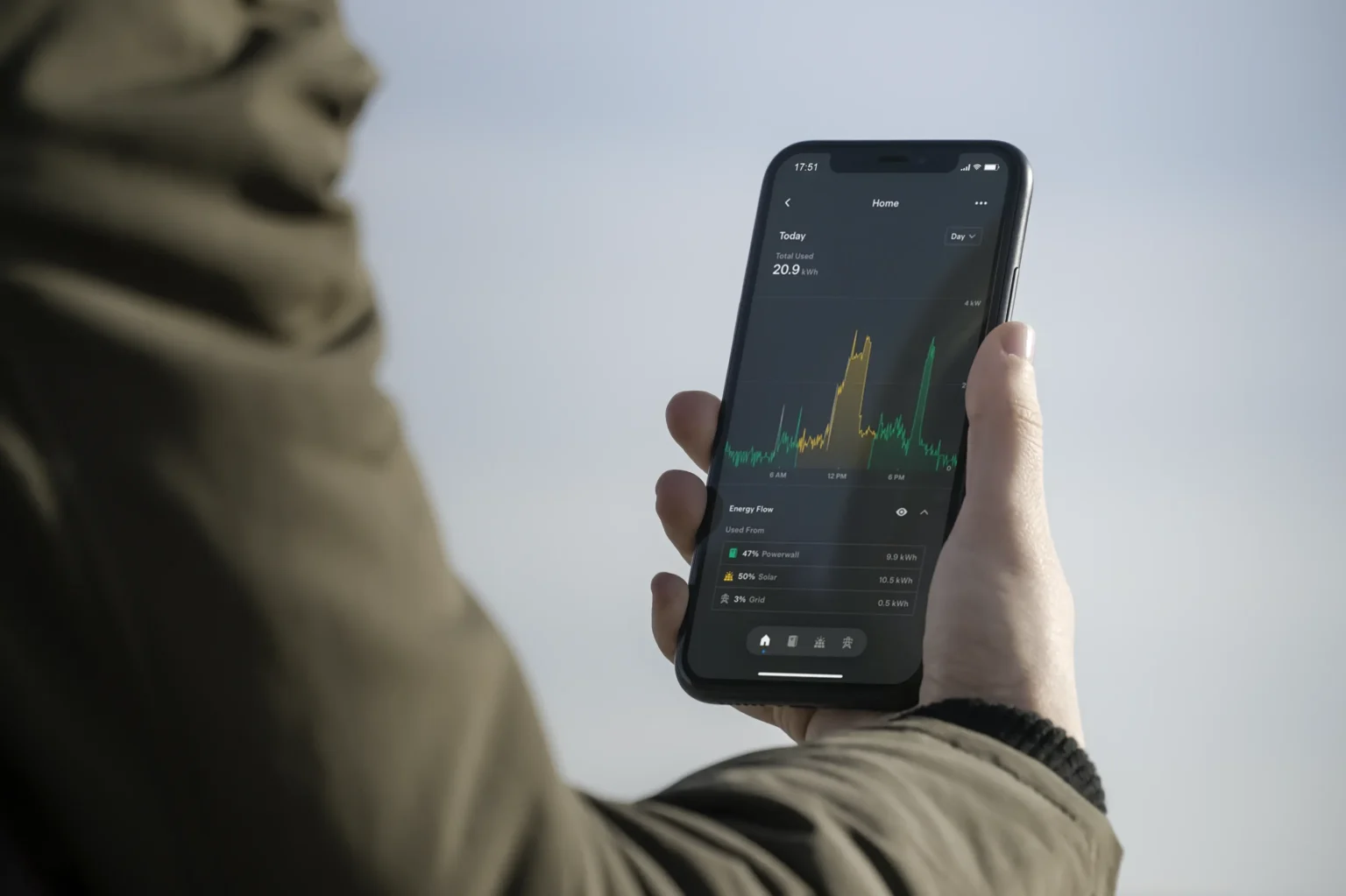 Homeowner monitoring solar and battery storage in a phone app